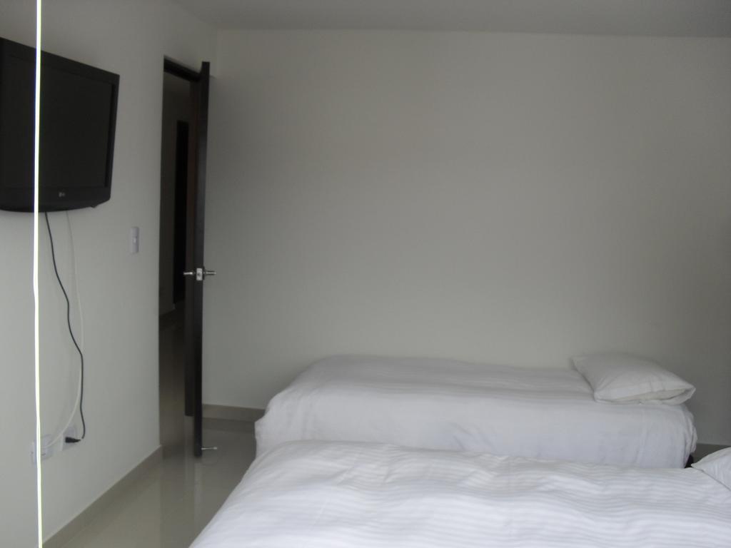 A Bogota On Holidays By Open - Hotel Cas-Embajada Americana Zewnętrze zdjęcie